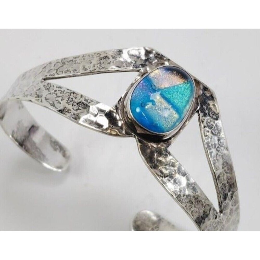 925 Sterling Silver Vintage Blue Green Cabochon Hammered Cuff Bracelet  Nice